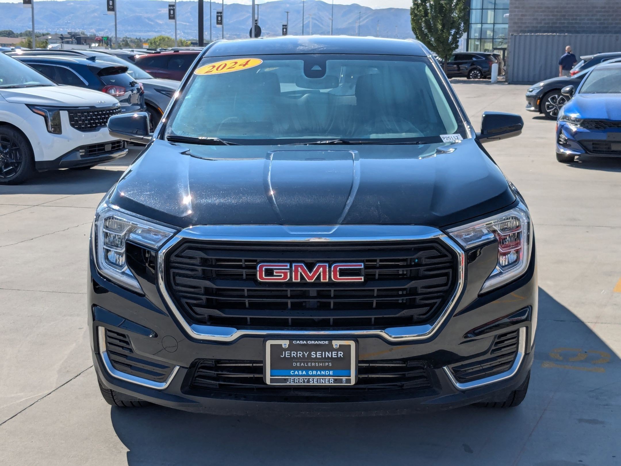 2024 Gmc Terrain SLE photo 7