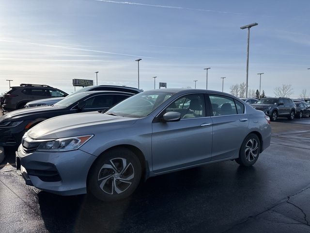 2017 Honda Accord LX's photo