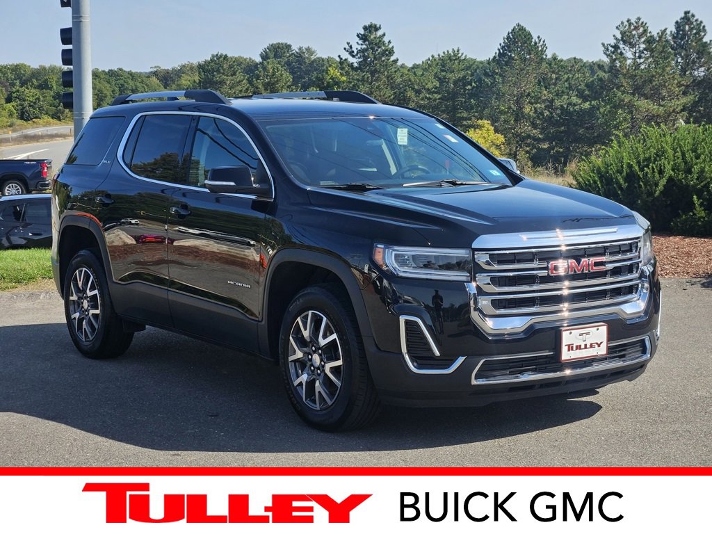 2023 GMC Acadia SLE's photo