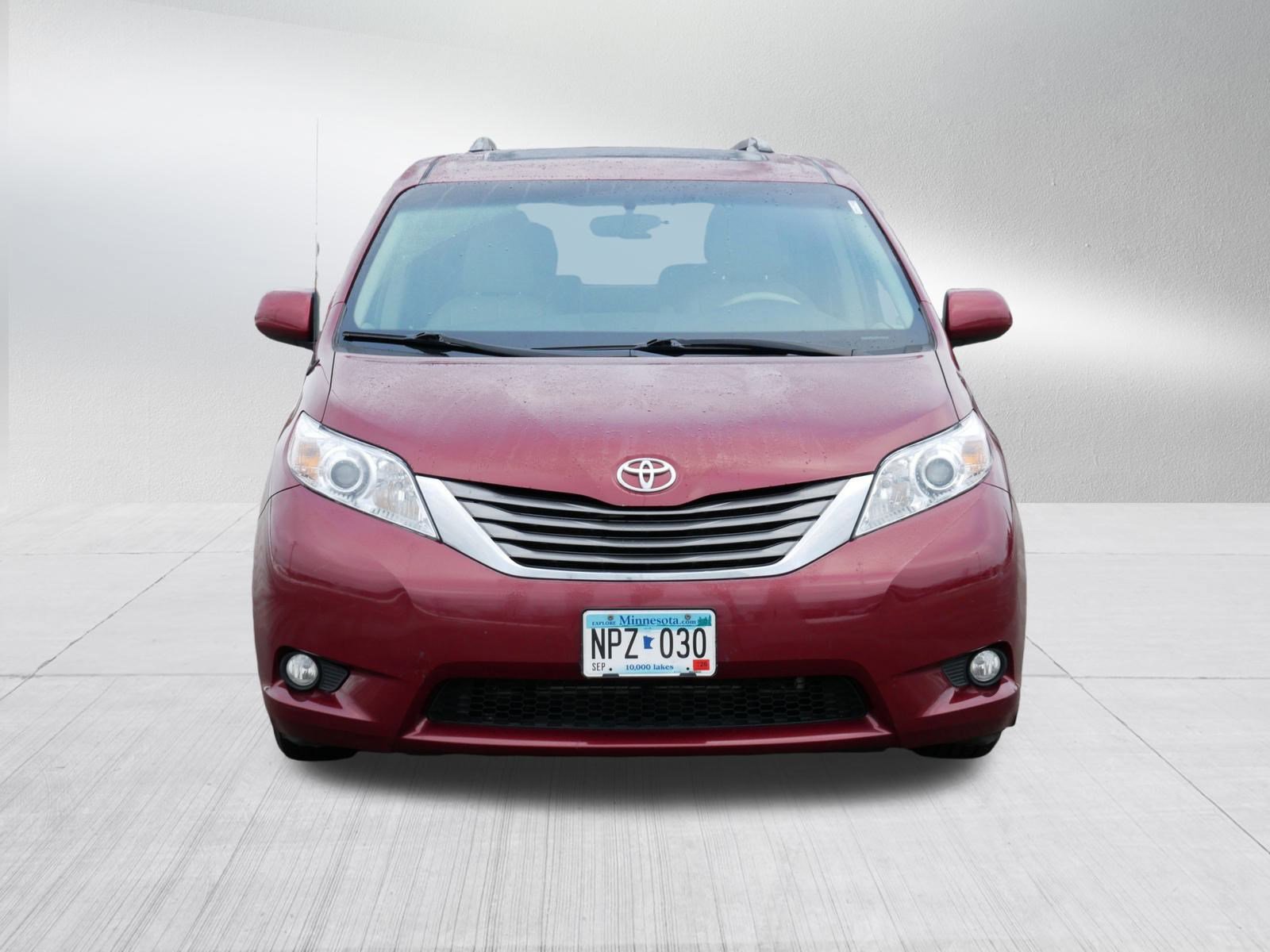 Used 2012 Toyota Sienna XLE with VIN 5TDYK3DC6CS215399 for sale in Vadnais Heights, Minnesota