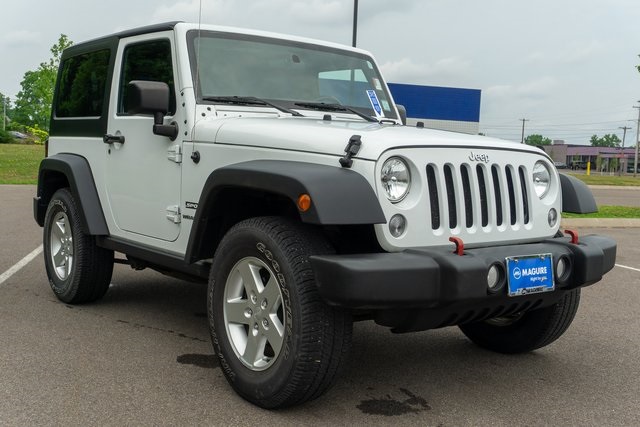 2016 Jeep Wrangler Sport photo 4