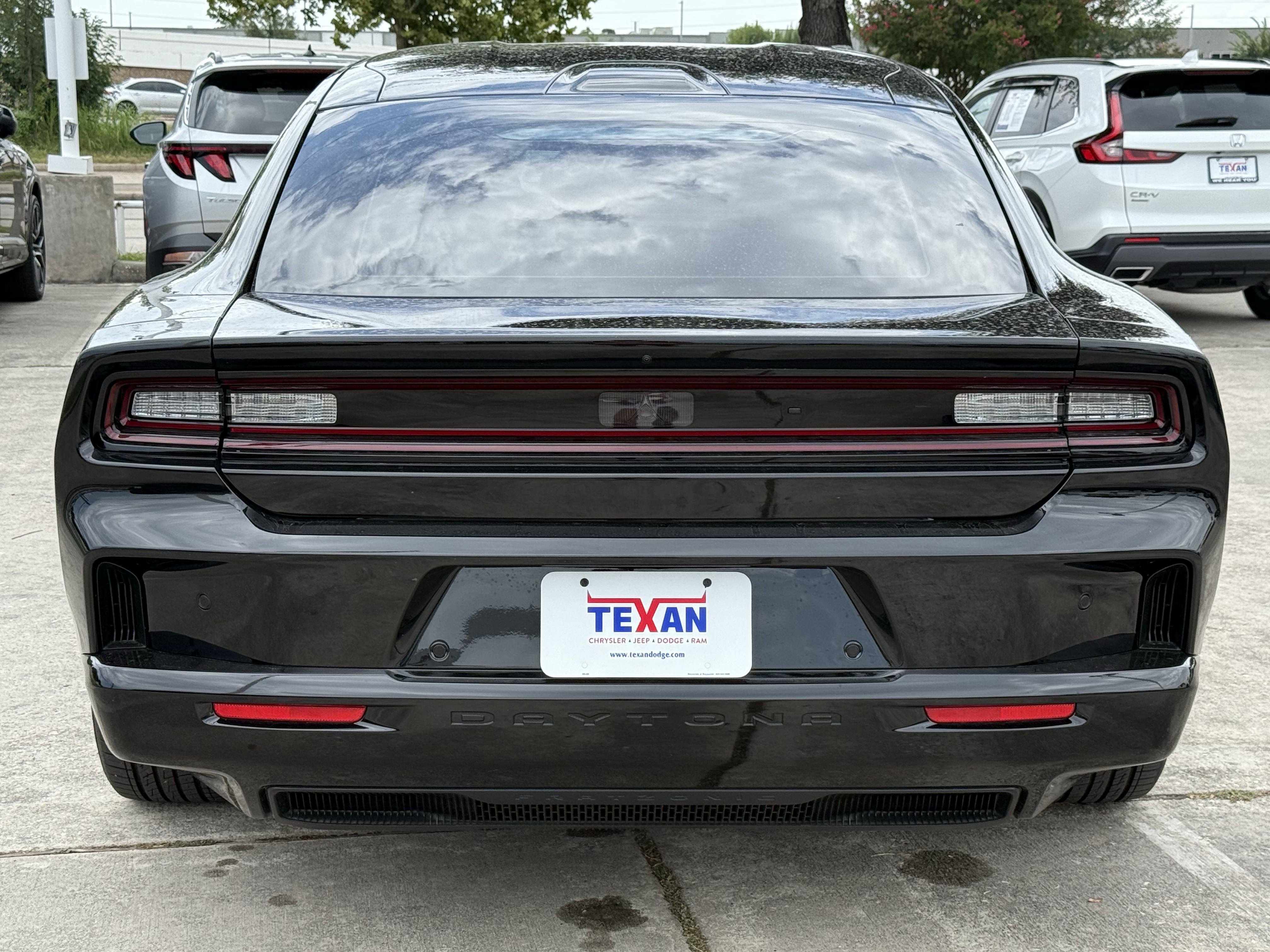 2025 Dodge Charger R/T photo 2