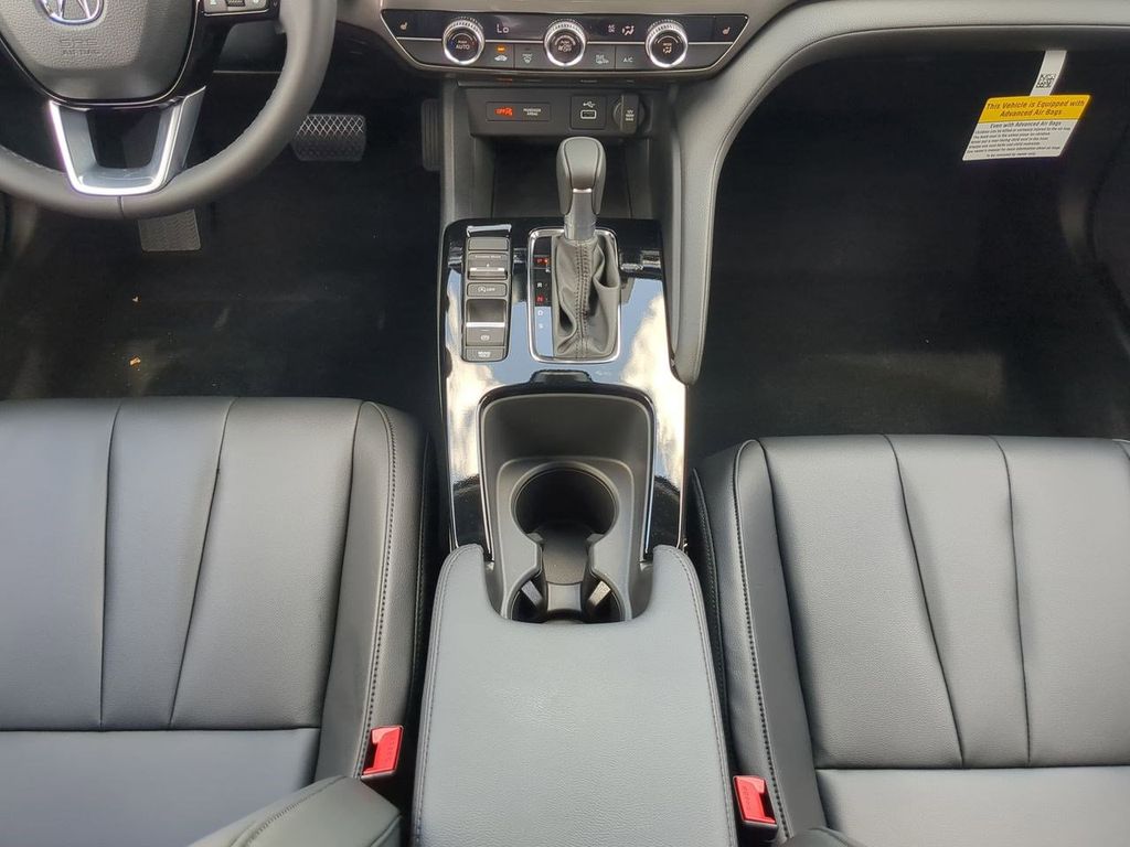2025 Acura Integra Base photo 18