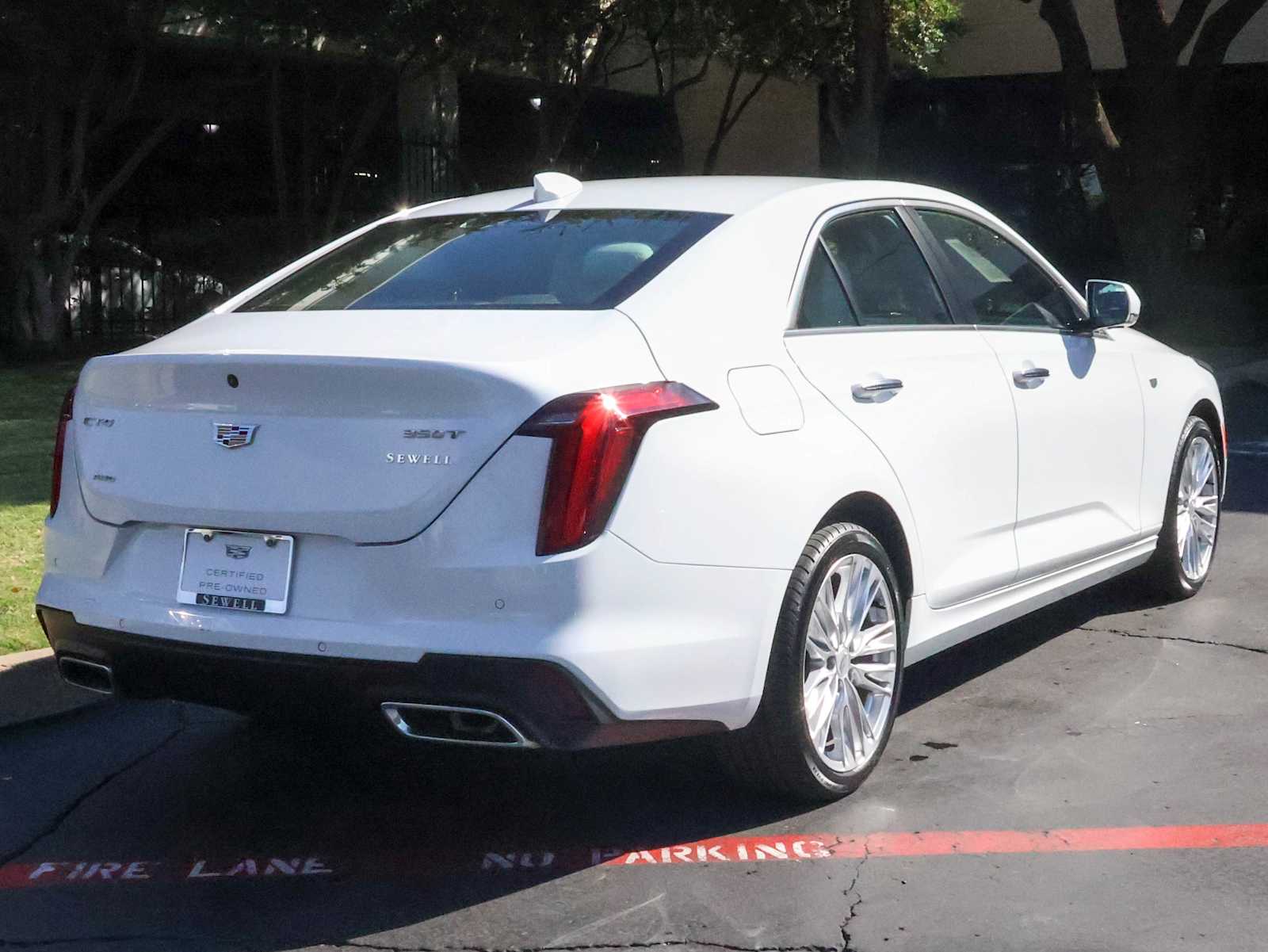 2023 Cadillac CT4 Premium Luxury photo 4