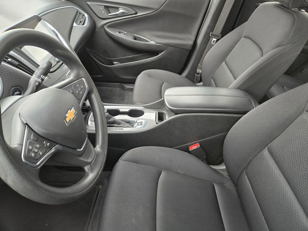 2024 Chevrolet Malibu 1LT photo 4
