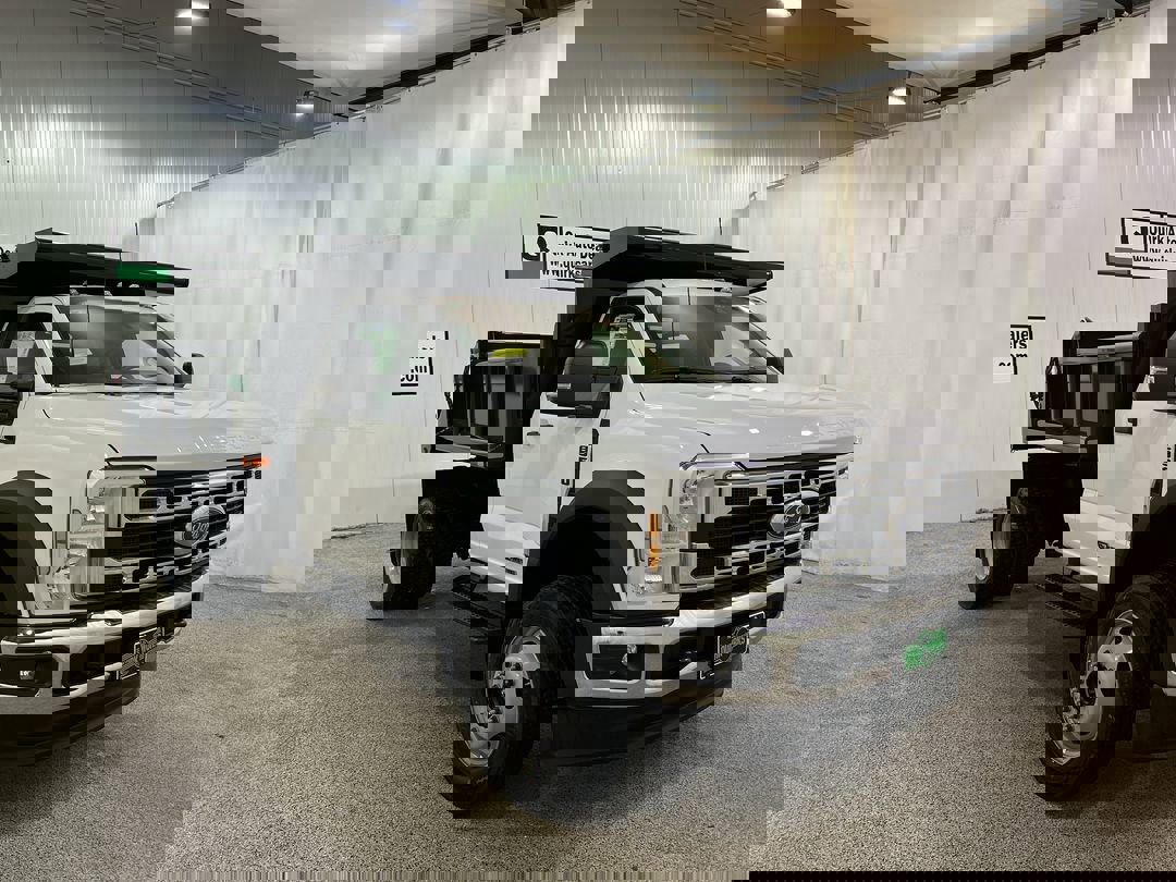 2026 Ford F-550 XL photo 3