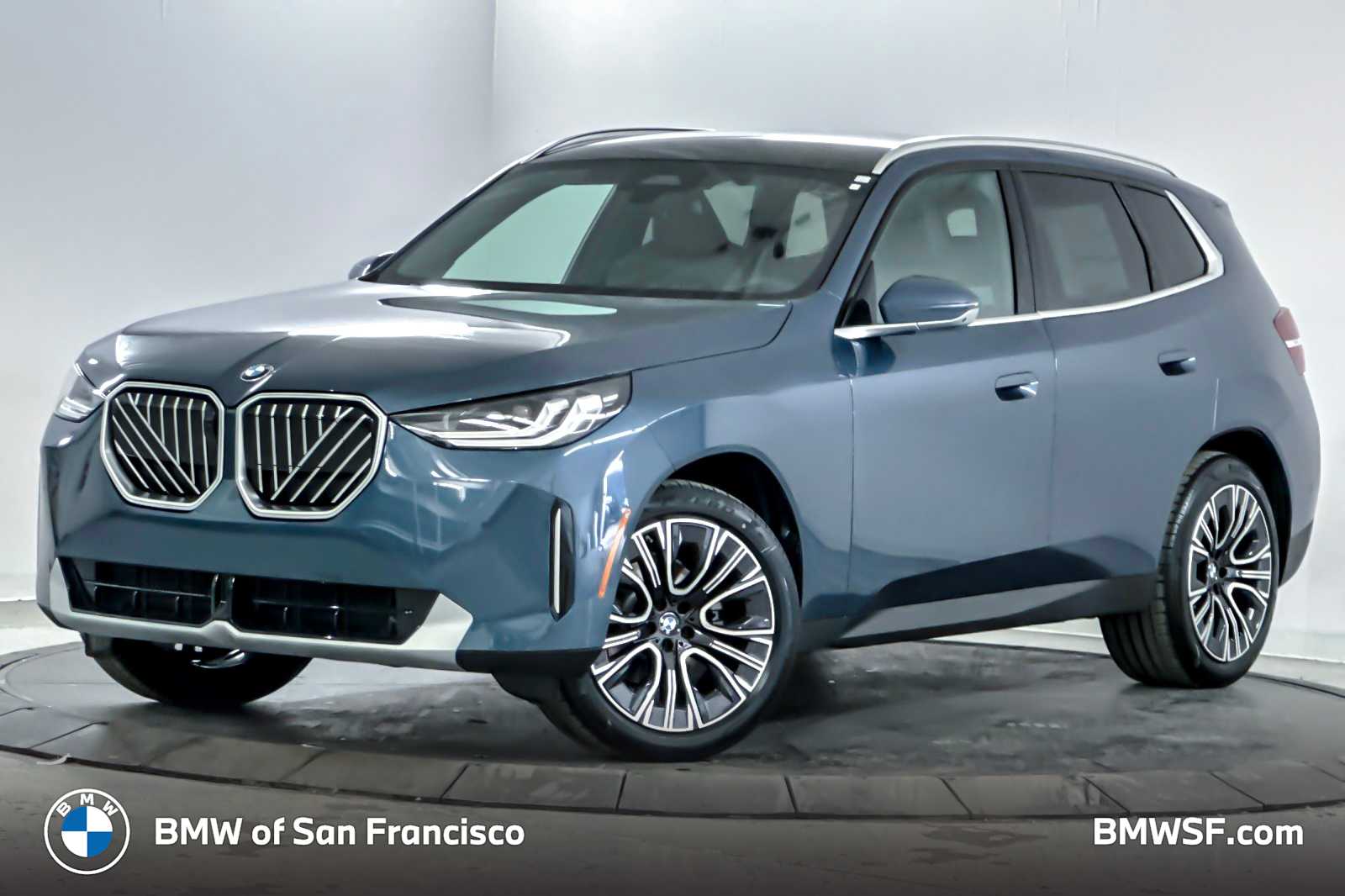 2026 BMW X3 30's photo