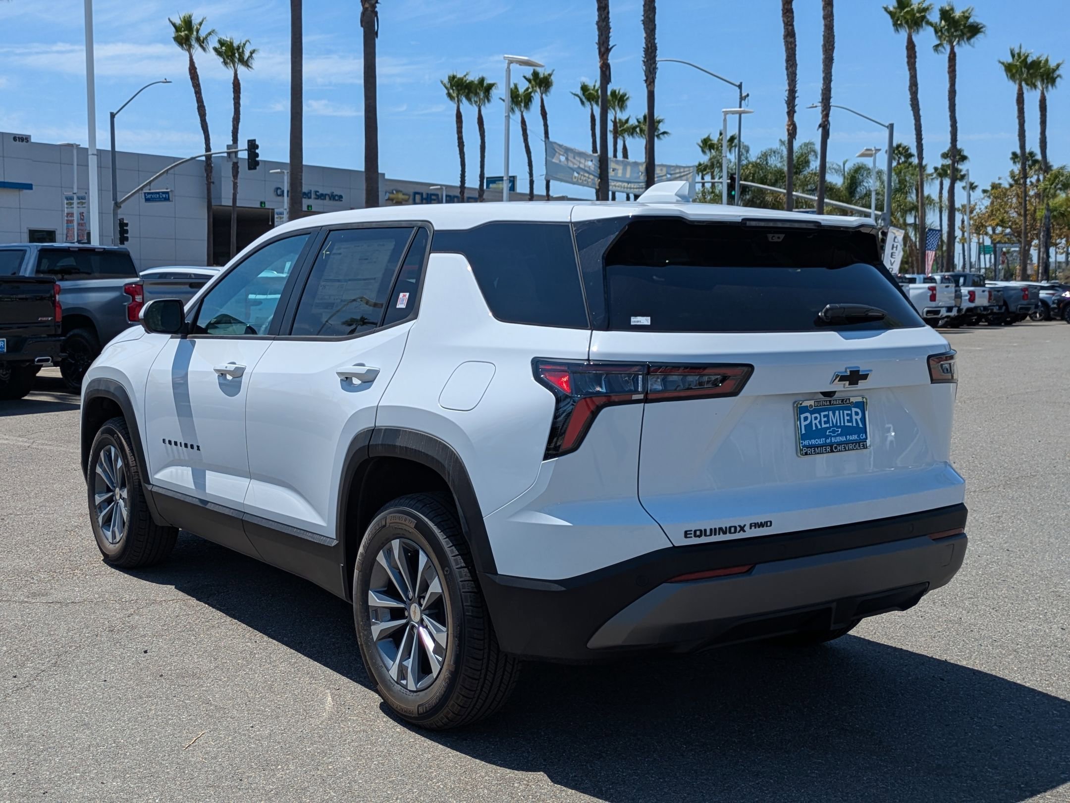 2026 Chevrolet Equinox LT photo 3