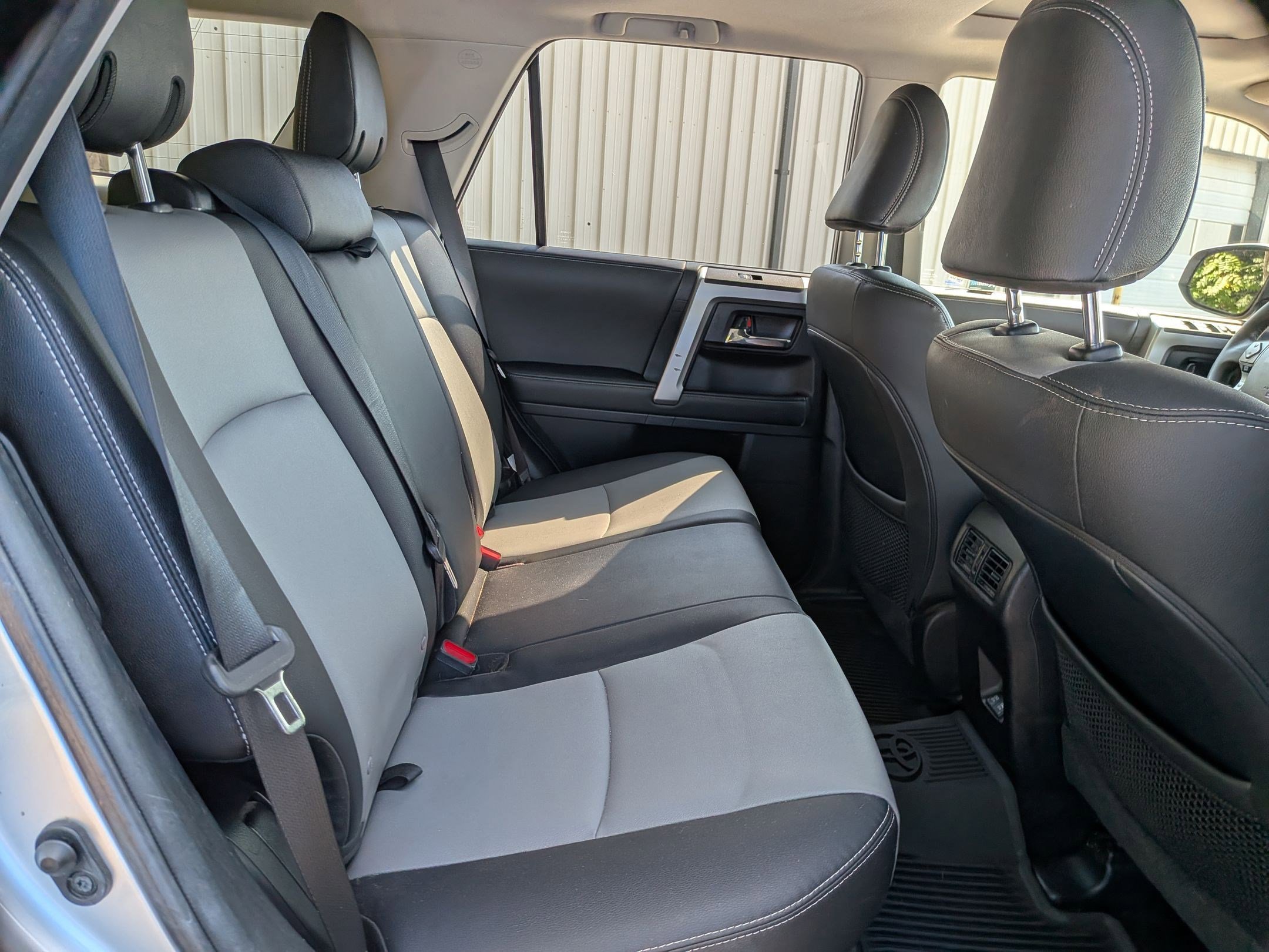 2022 Toyota 4Runner SR5 Premium photo 33