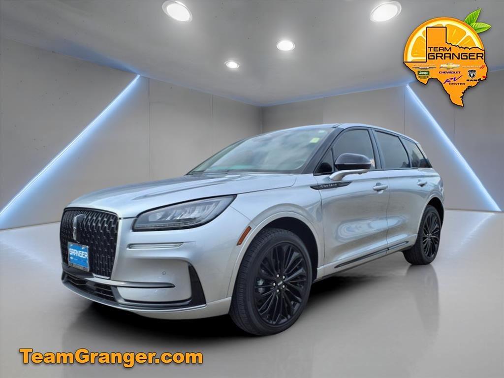 2024 Lincoln Corsair Premiere photo 3