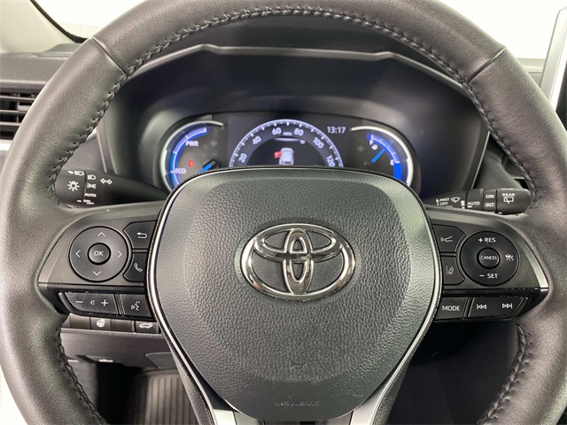 2024 Toyota RAV4 Hybrid XLE photo 13