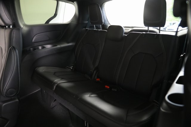 2026 Chrysler Voyager LX photo 17