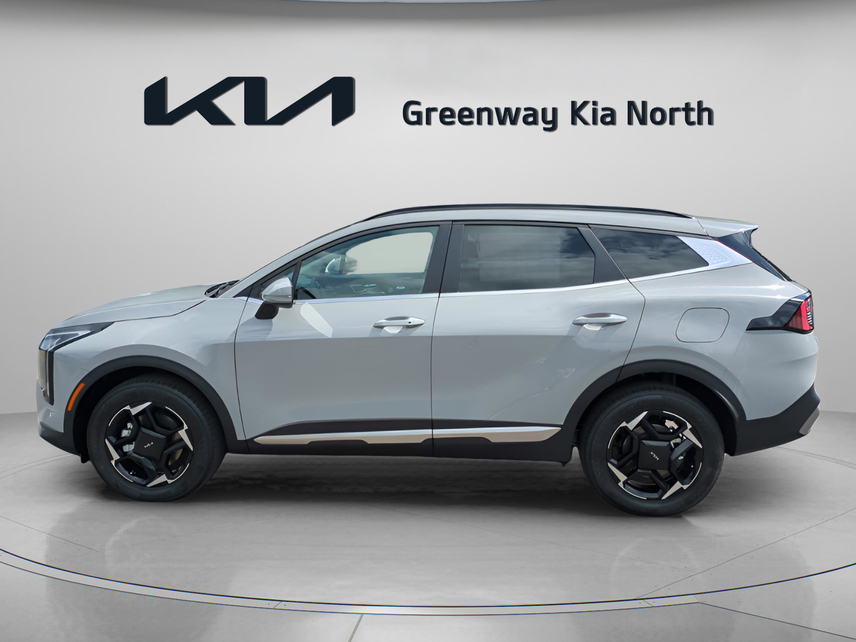 2026 Kia Sportage EX photo 4