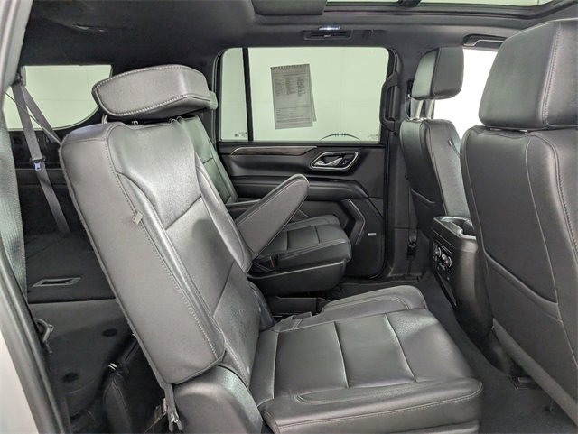 2023 Chevrolet Suburban Z71 photo 19