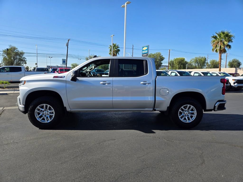 2021 Chevrolet Silverado 1500 RST photo 3
