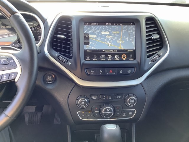 2016 Jeep Cherokee Overland photo 14