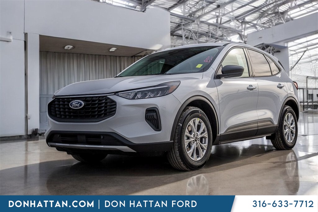 2026 Ford Escape SEL's photo