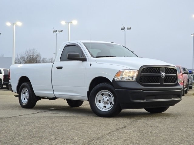 2022 Ram 1500 Classic photo 2