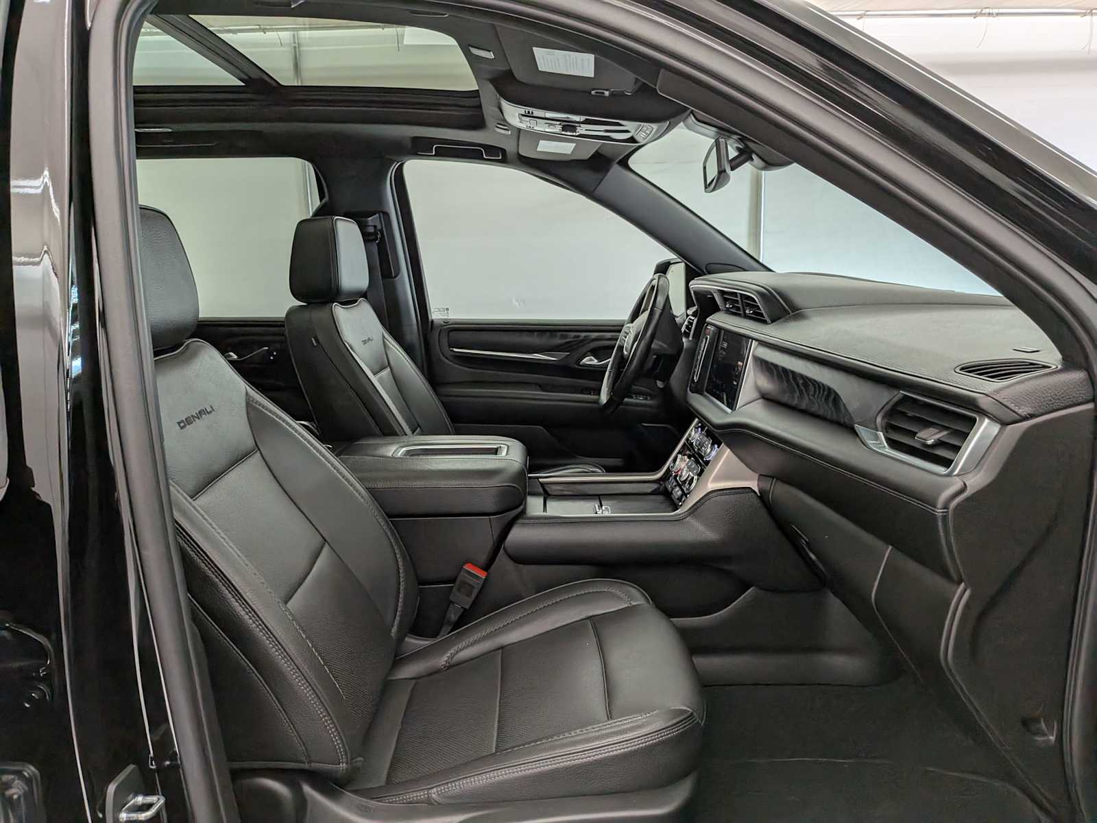 2022 Gmc Yukon Denali photo 21