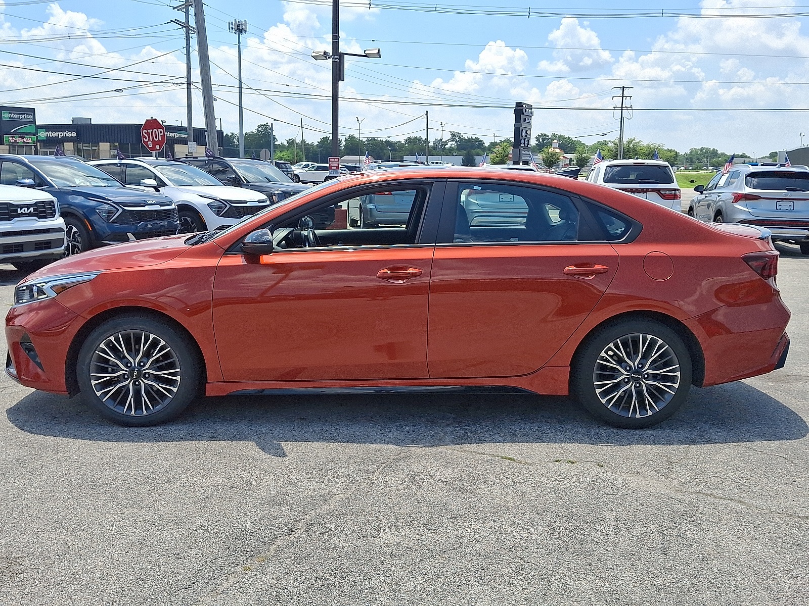 2023 Kia Forte GT-Line photo 4