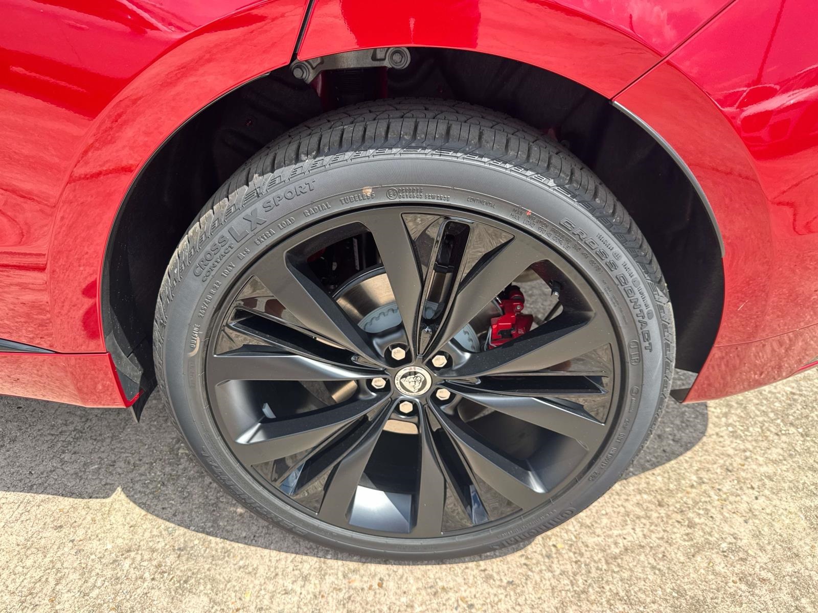 2026 Jaguar F-PACE P250 R-Dynamic S photo 3