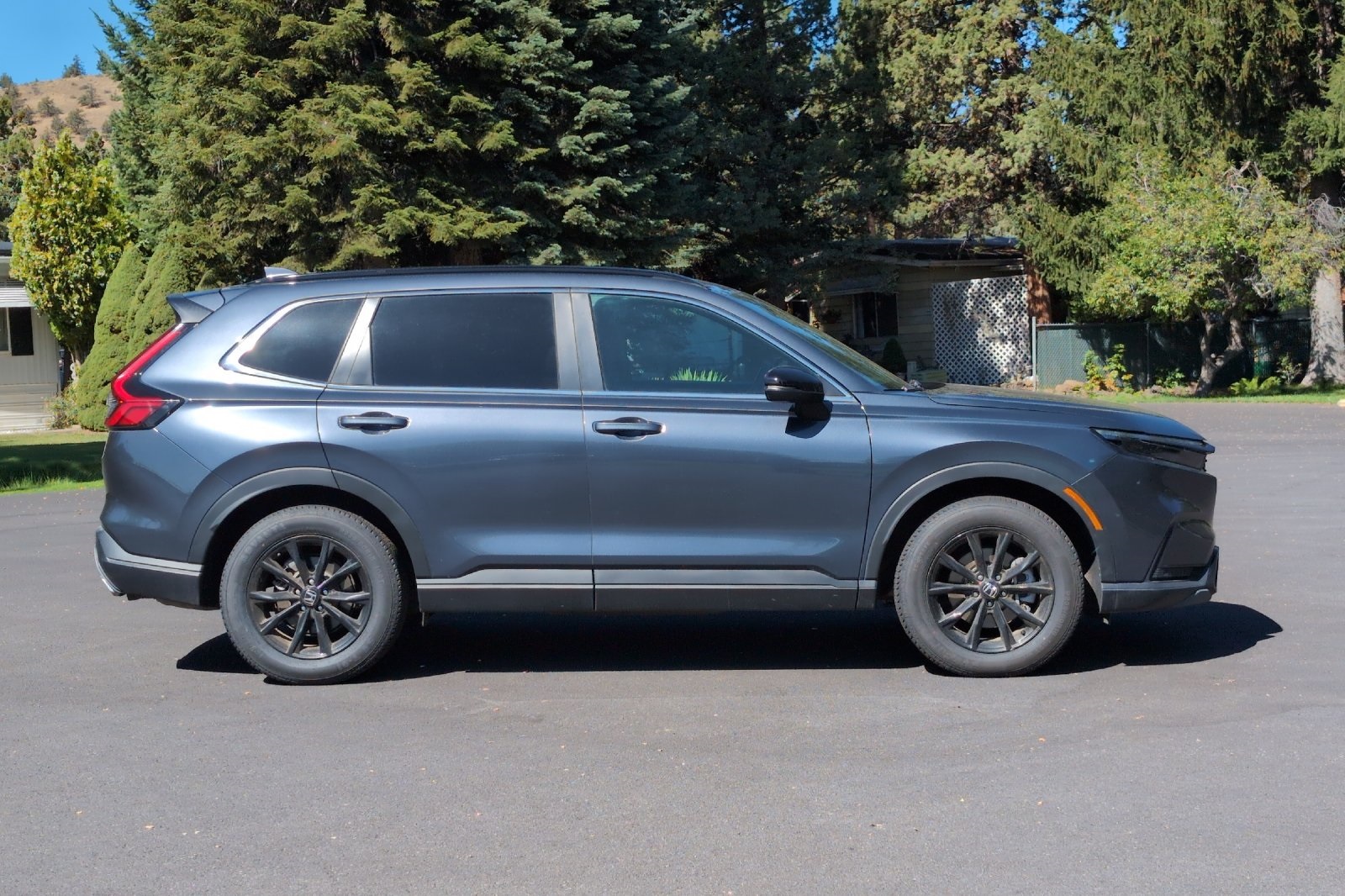 2024 Honda CR-V Hybrid Sport-L photo 3