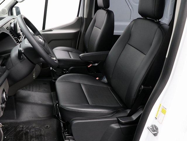 2025 Ford Transit photo 4