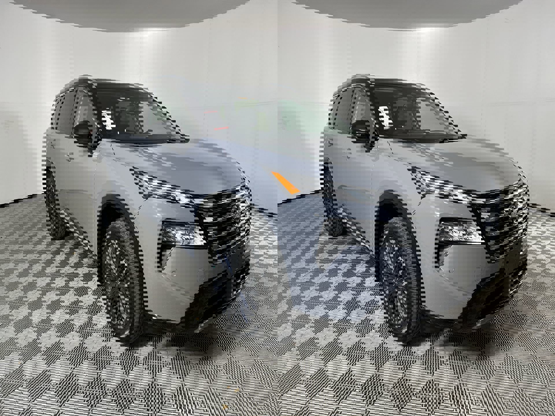JN8BT3DD0RW253588