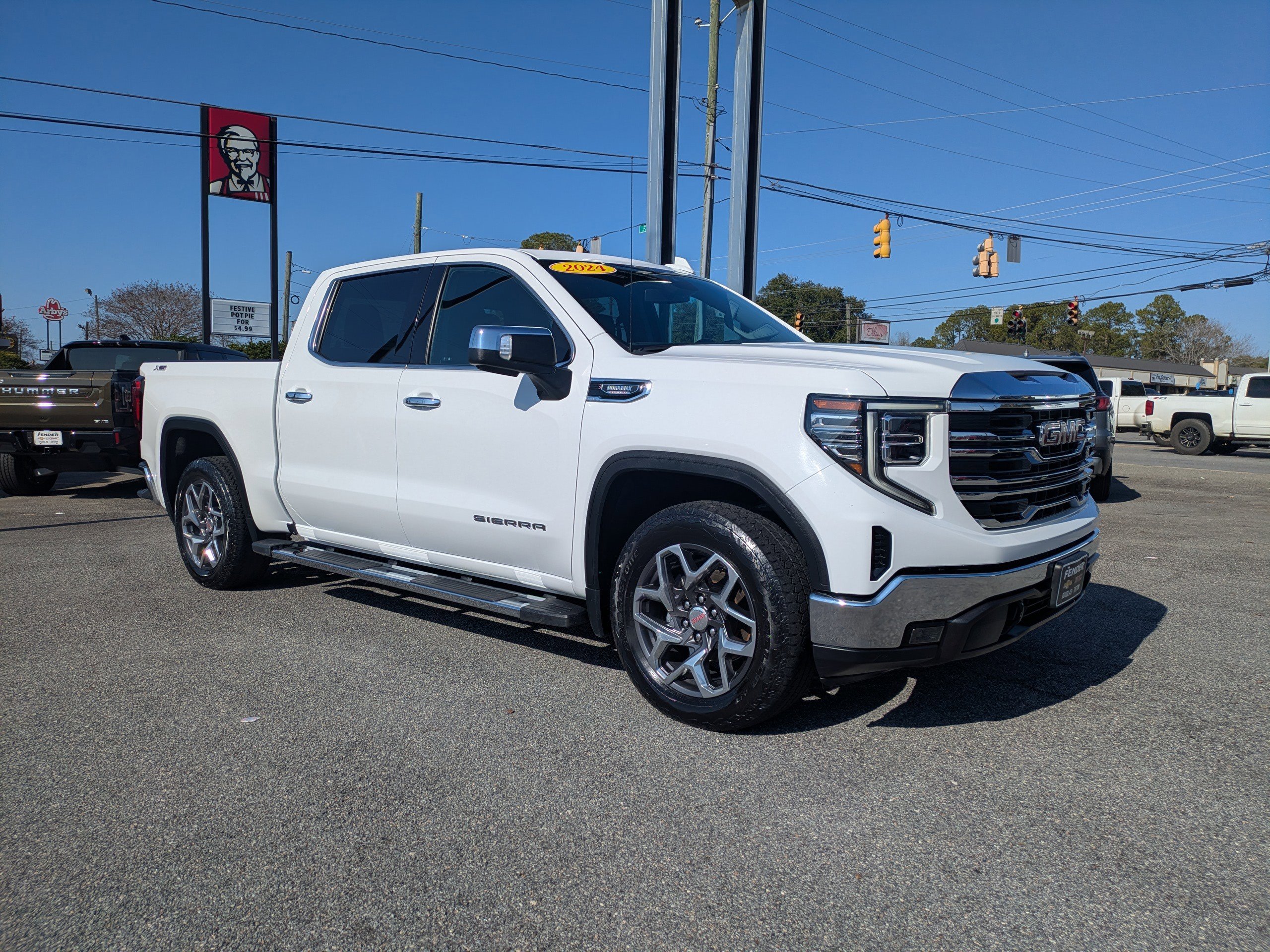 2024 GMC Sierra 1500 SLT's photo