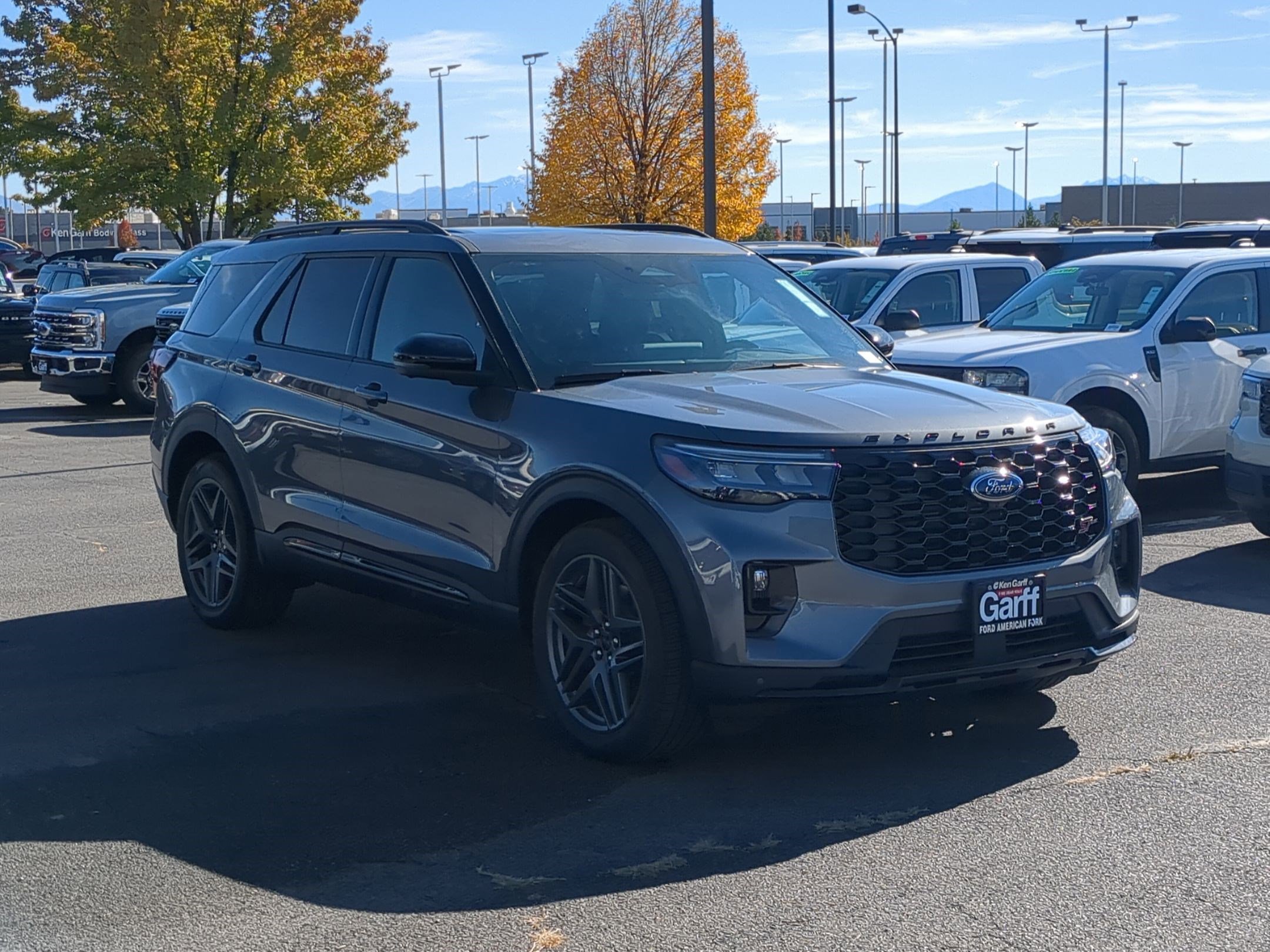 2025 Ford Explorer ST's photo