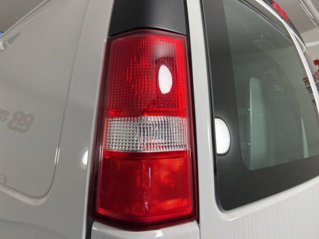2025 Chevrolet Express Cargo 2500 photo 13