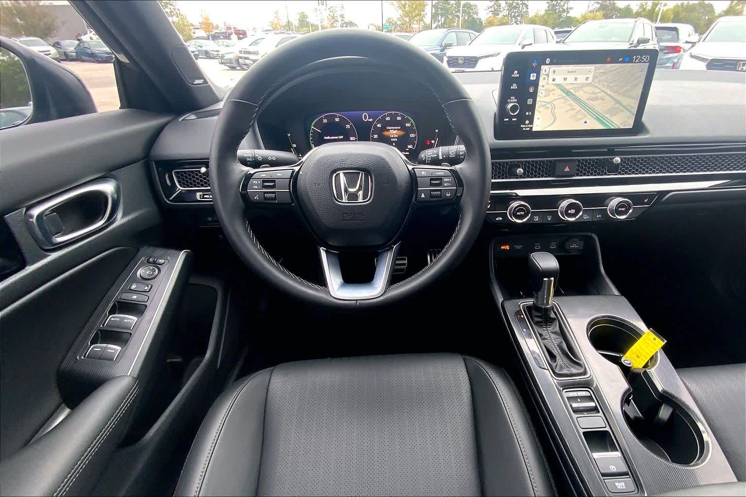 2025 Honda Civic Hatchback Hybrid Sport Touring photo 4