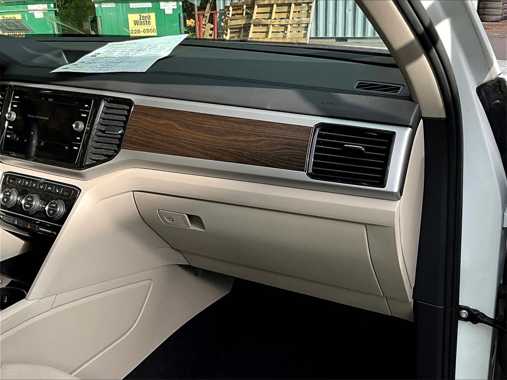 2022 Volkswagen Atlas V6 SE Technology photo 12