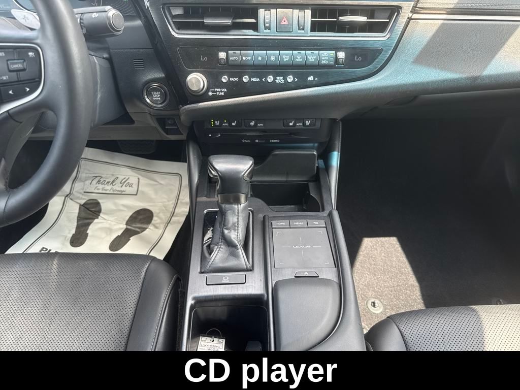 2022 Lexus ES 350 photo 19
