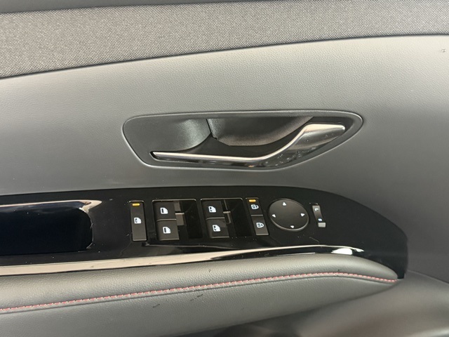 2025 Hyundai Tucson Hybrid N Line photo 11