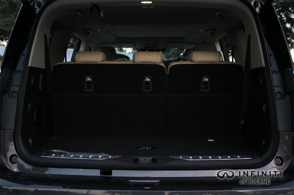 2026 Infiniti QX80 Pure photo 21