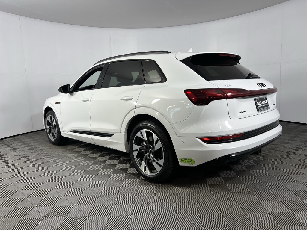 2023 Audi e-tron Premium photo 7