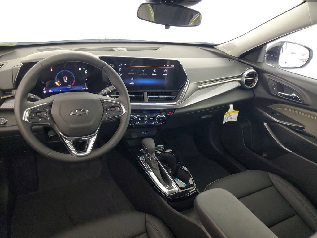 2025 Chevrolet Trax ACTIV photo 13
