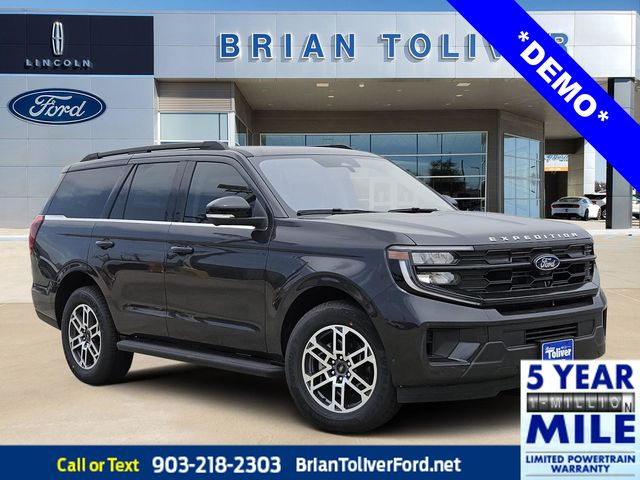 2025 Ford Expedition Active's photo