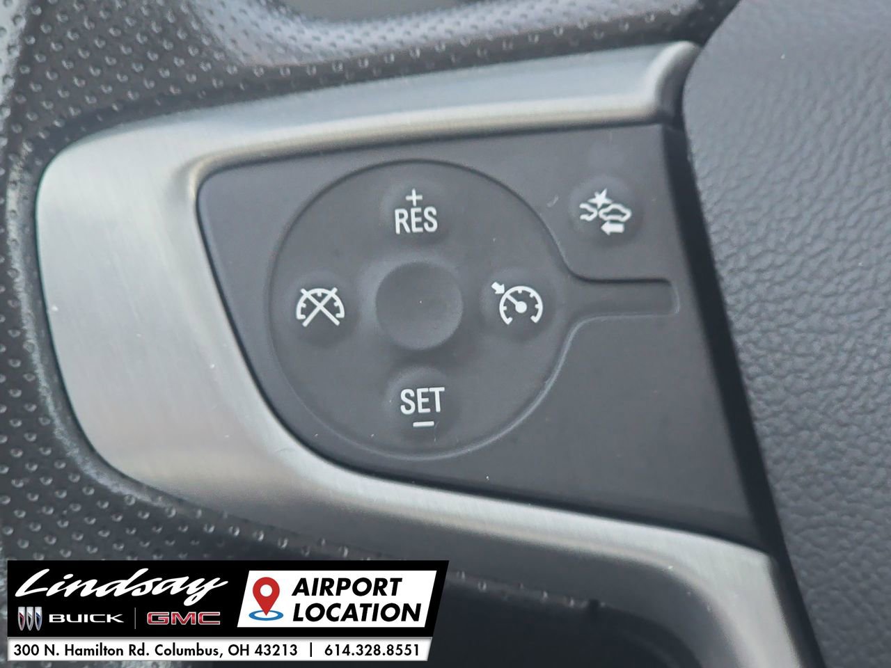 2023 Gmc Acadia SLE photo 35