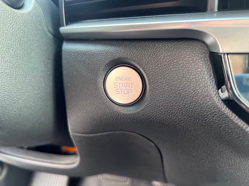 2025 Kia Sorento LX photo 16