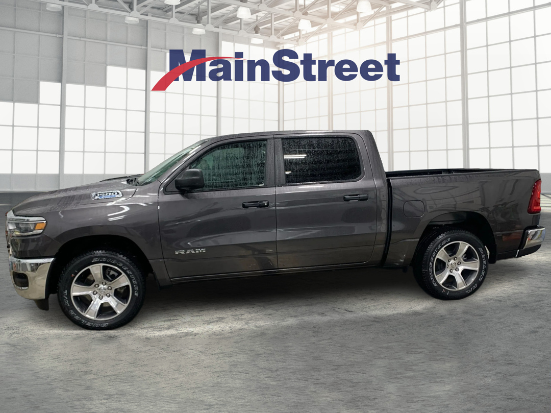 2025 Ram 1500 Tradesman photo 2