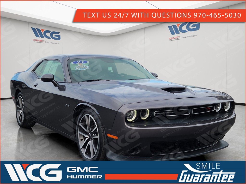 2023 Dodge Challenger R/T's photo