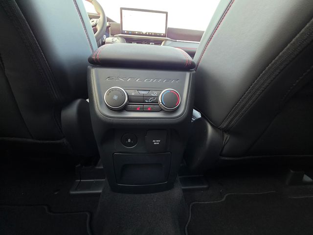 2025 Ford Explorer ST photo 41