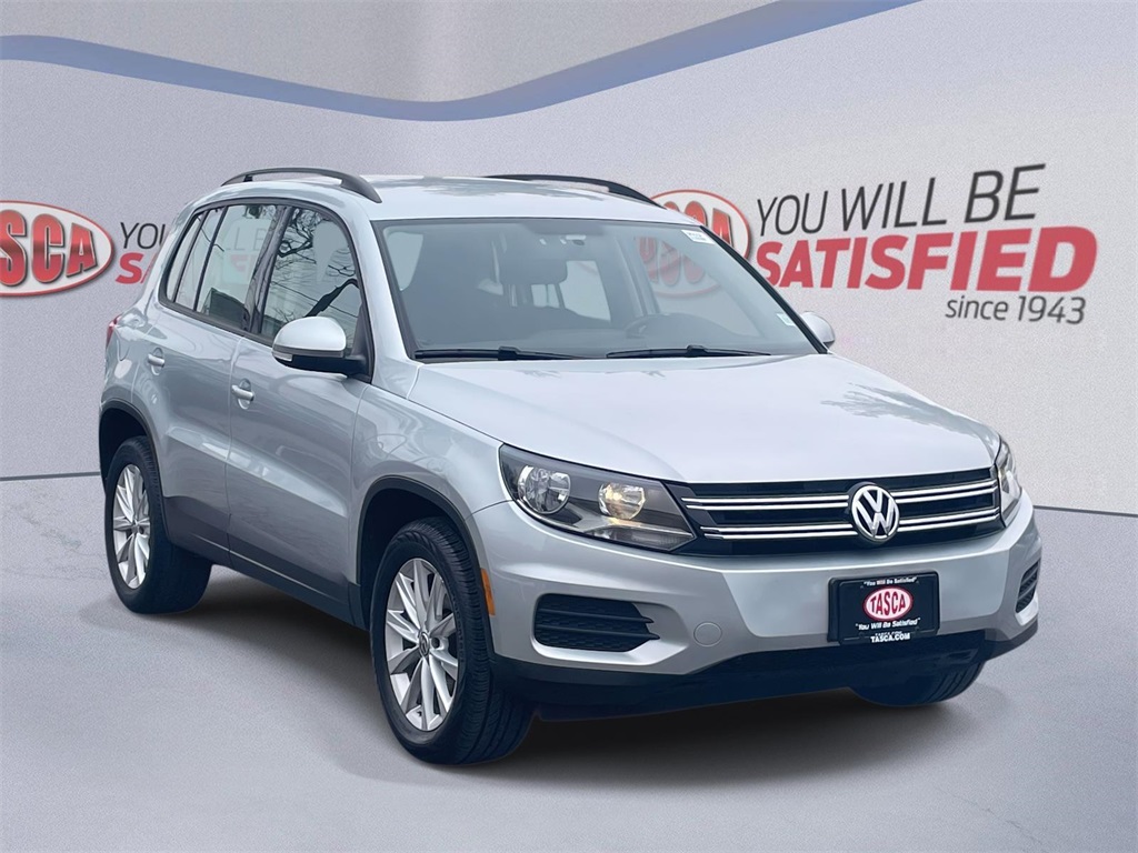 2017 Volkswagen Tiguan Limited Base's photo