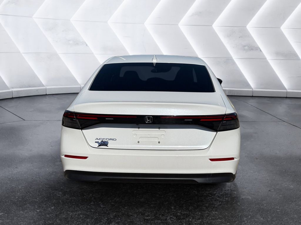 2023 Honda Accord LX photo 4