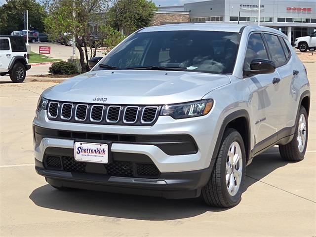 2025 Jeep Compass Sport photo 3