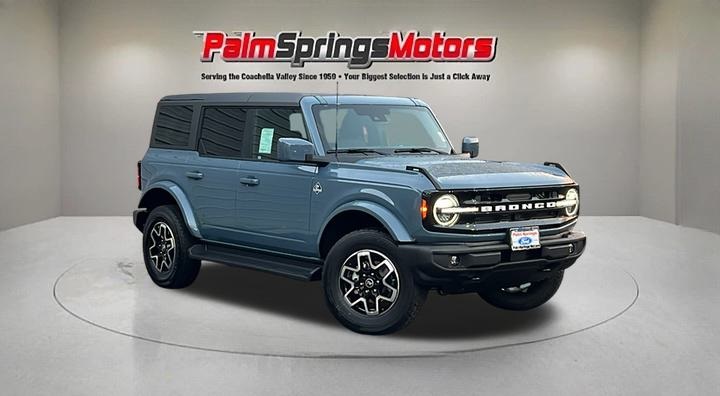 2025 Ford Bronco 4-Door Outer Banks's photo