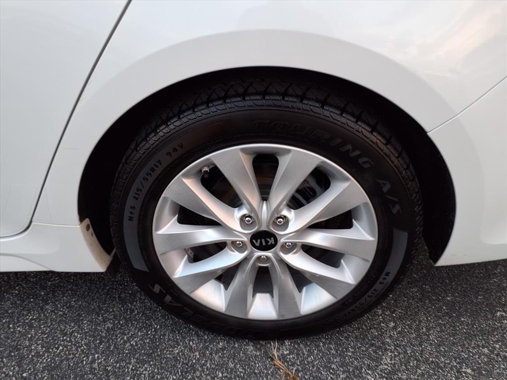 2018 Kia Optima S photo 5