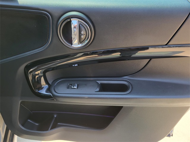 2021 Mini Cooper Signature photo 6